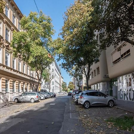 Helles, Neues Dg Apartment Mit Blick Zum Donauturm 비엔나 외부 사진